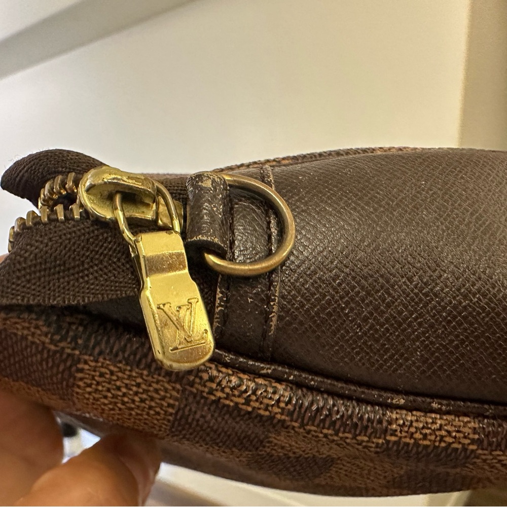 Louis Vuitton Trousse Pochette in Damier Ebene - Picture 11 of 12